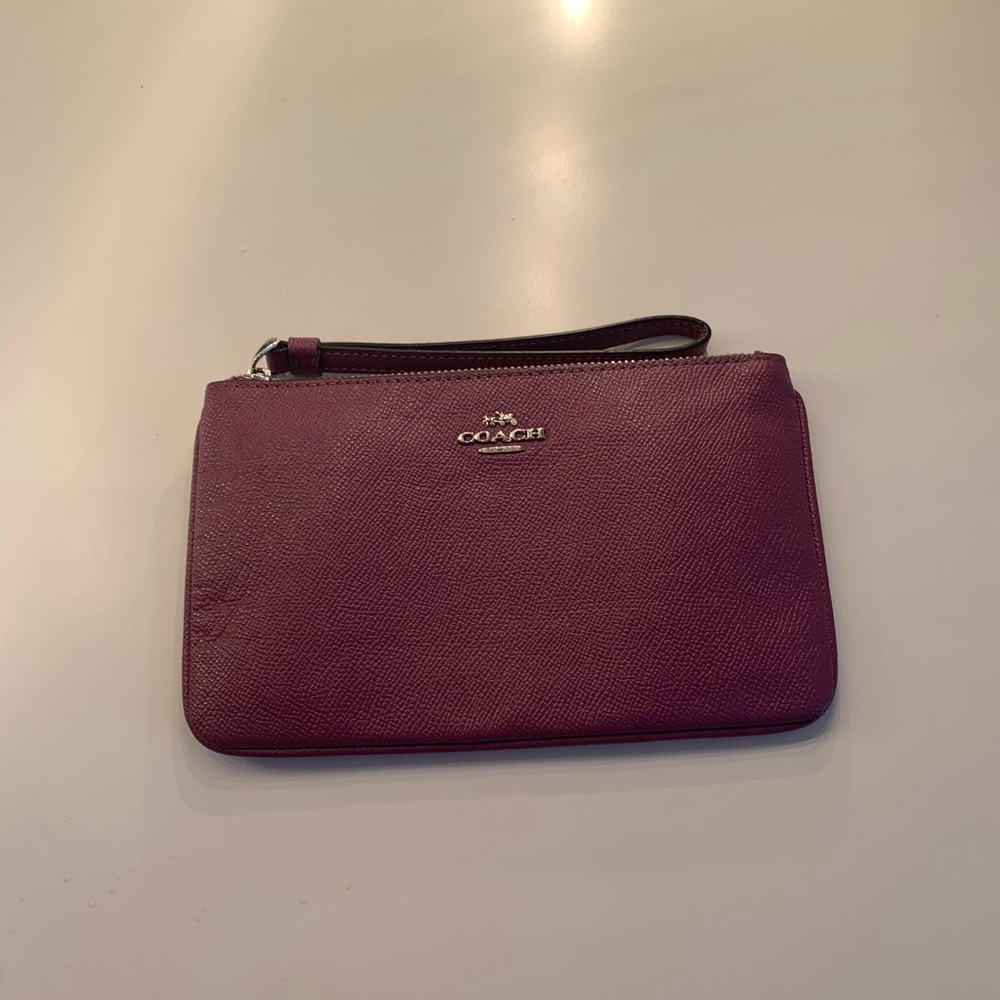 COACH authentic wristlet